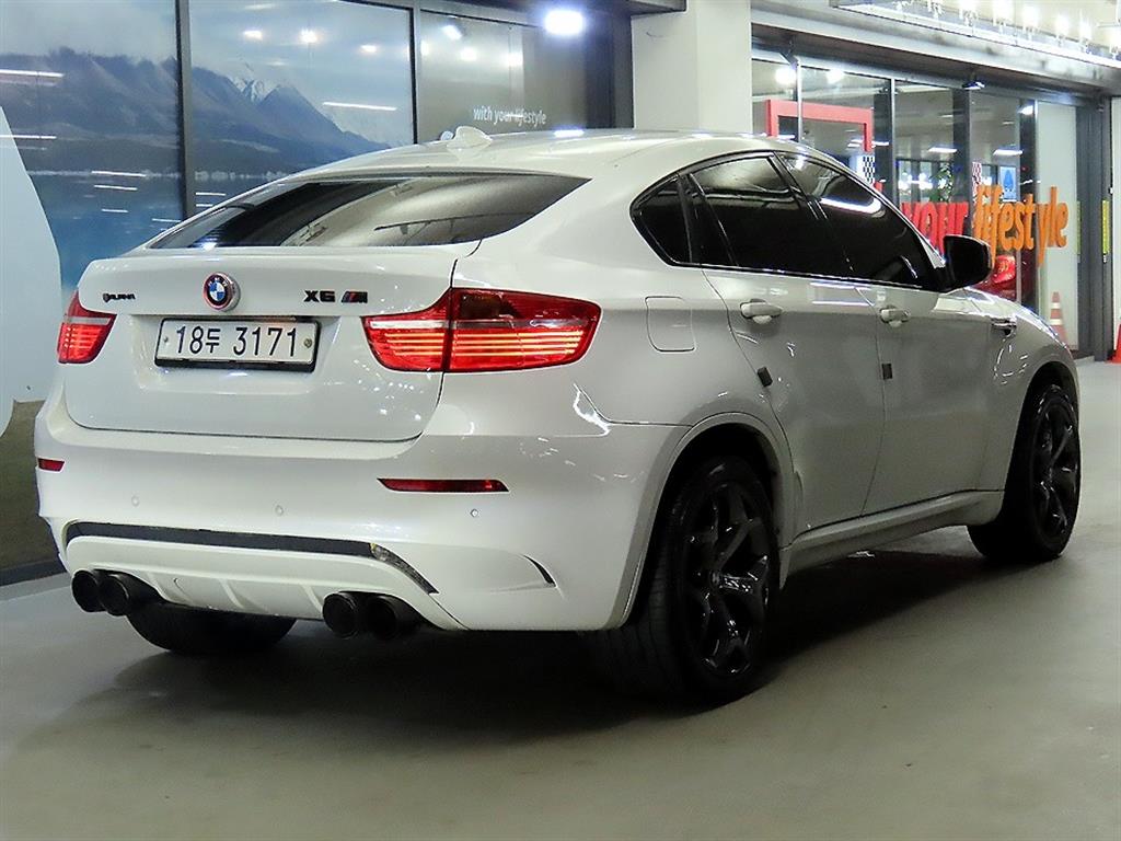BMW X6 - Vista 4