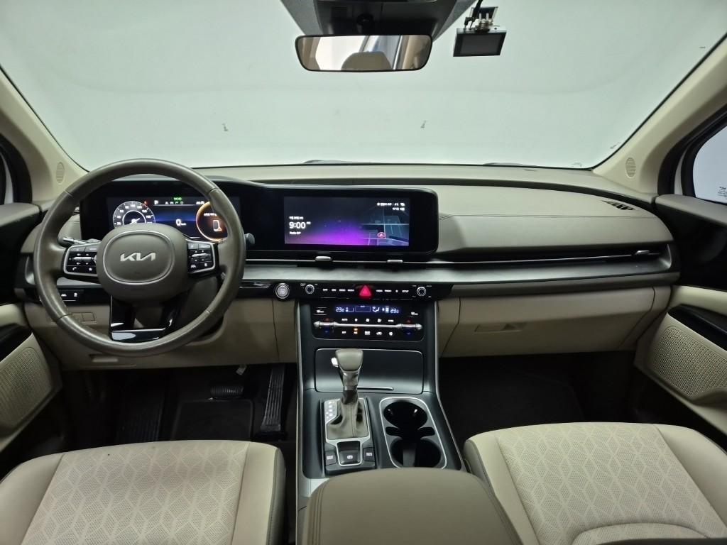 KIA Carnival - Vista 7