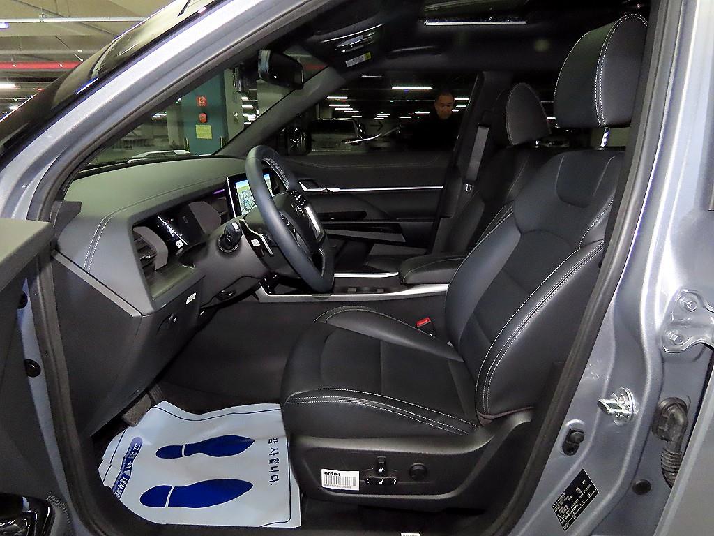 Ssangyong Torres - Vista 6