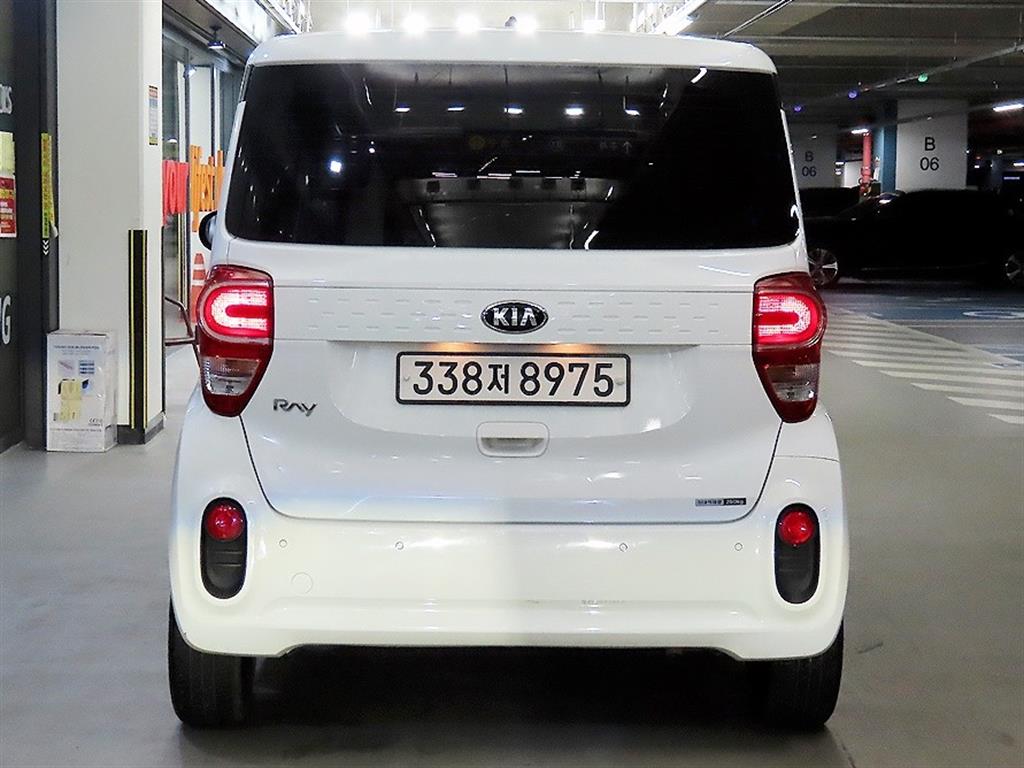 KIA Ray - Vista 5