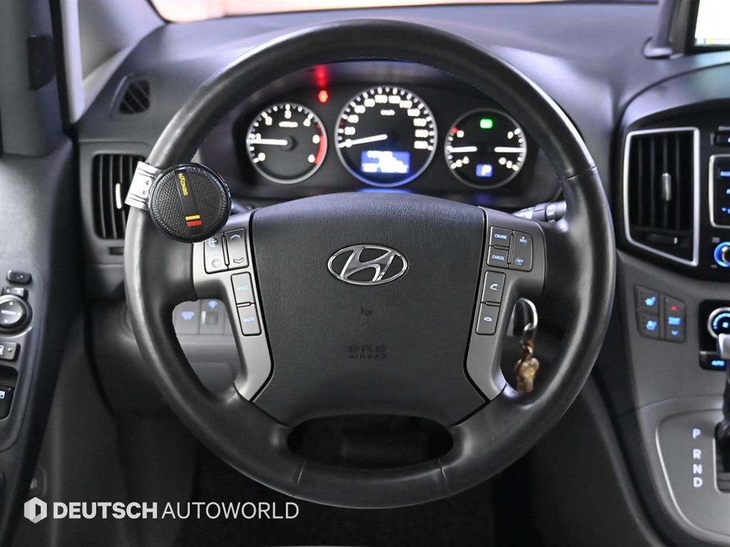 HYUNDAI Starex 2018 Gris - Importación desde Corea - HF Imports Iquique - Foto 13