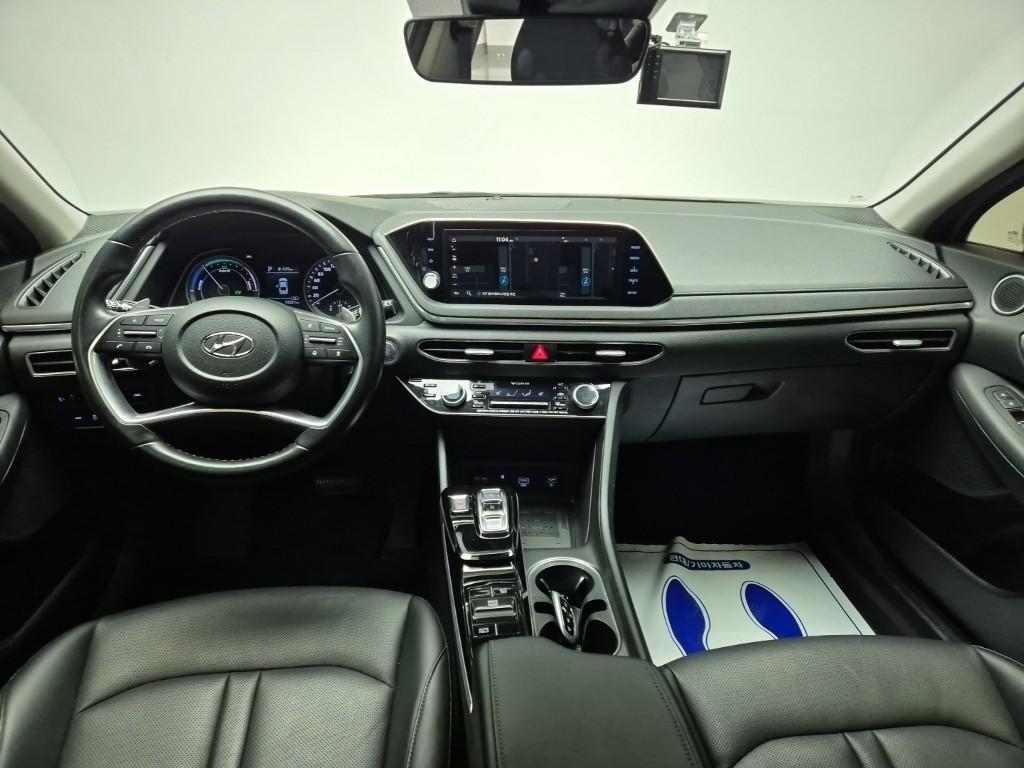 HYUNDAI Sonata - Vista 7