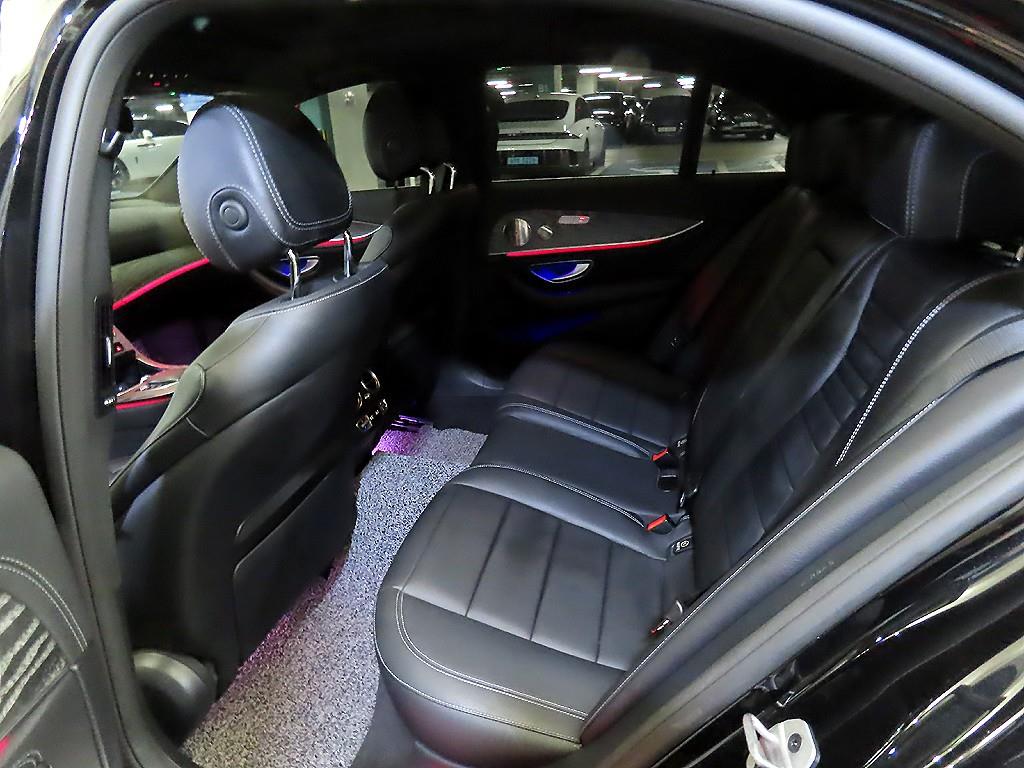 Mercedes Benz E class - Vista 7