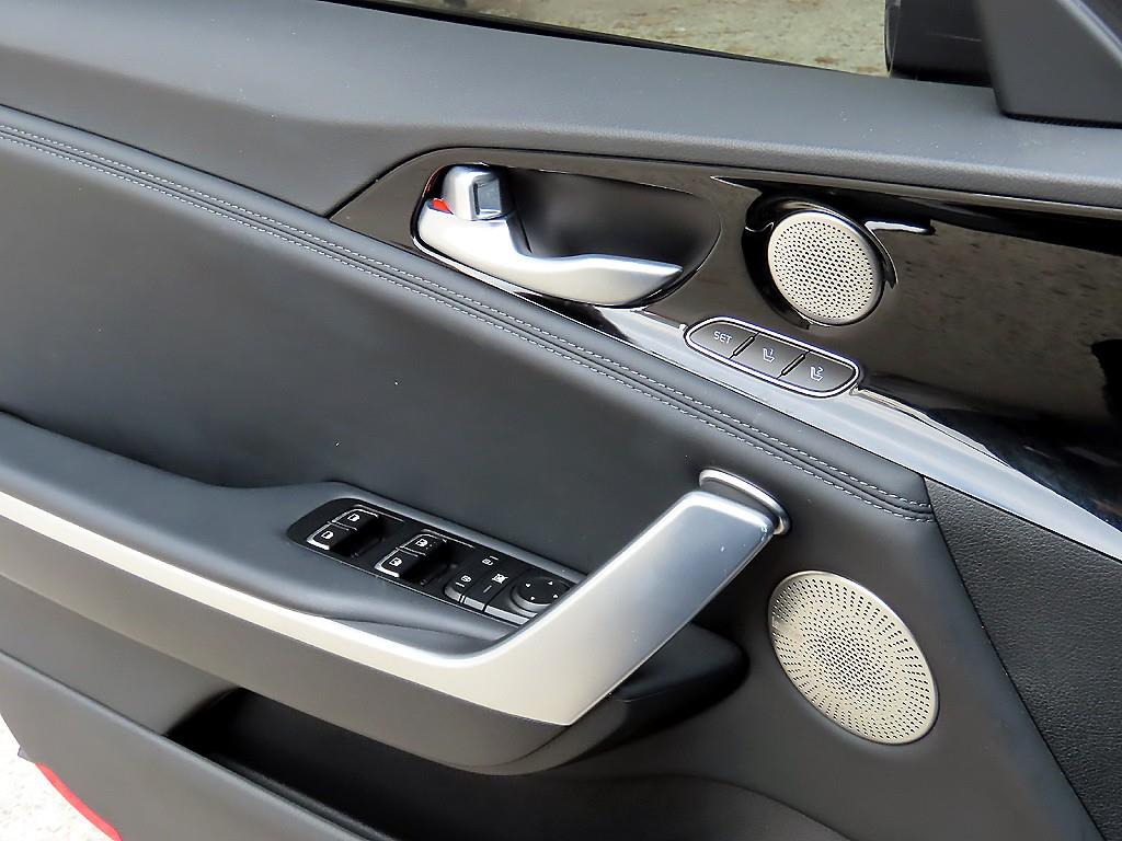 KIA Stinger - Vista 12