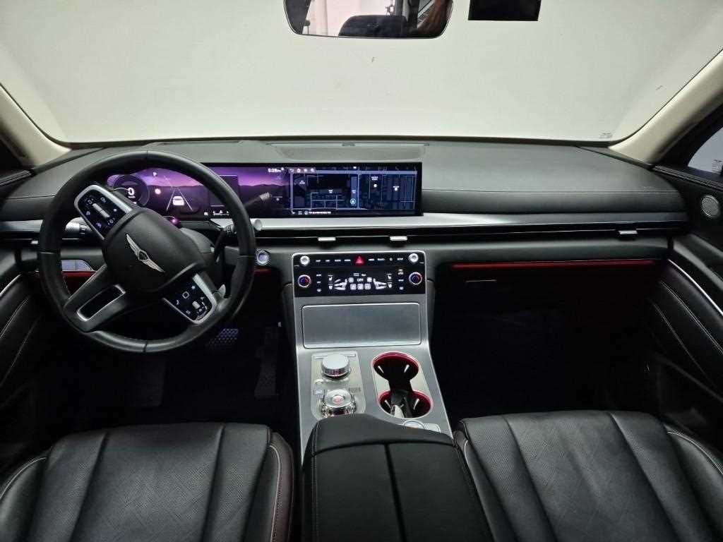 Genesis GV80 - Vista 7