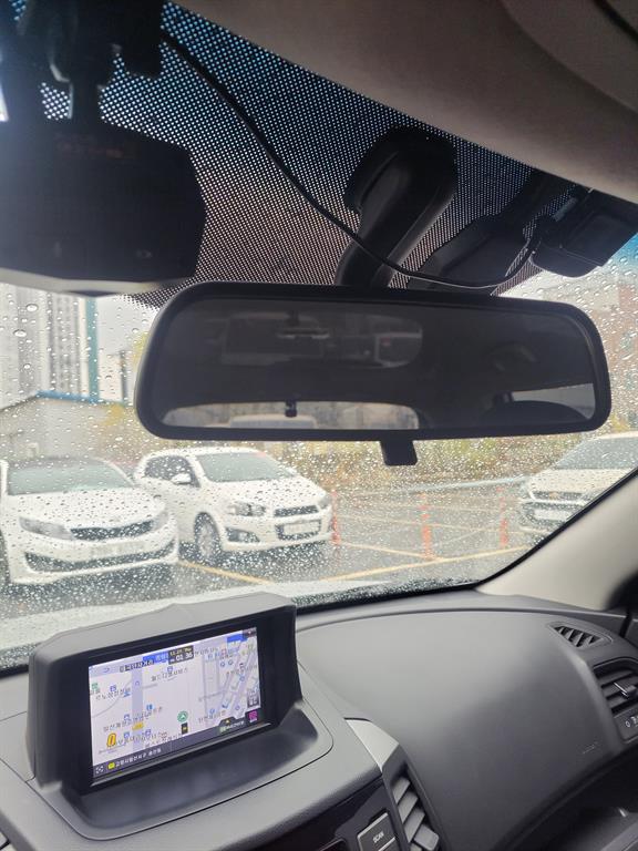 Ssangyong Tivoli - Vista 10