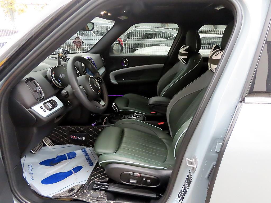 Mini Countryman - Vista 5