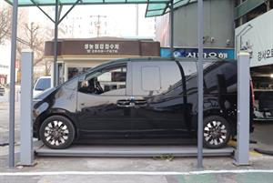 HYUNDAI Staria - Vista 8