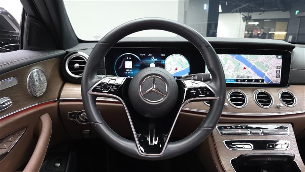 Mercedes Benz E class 2022 Gris - Importación desde Corea - HF Imports Iquique - Foto 14