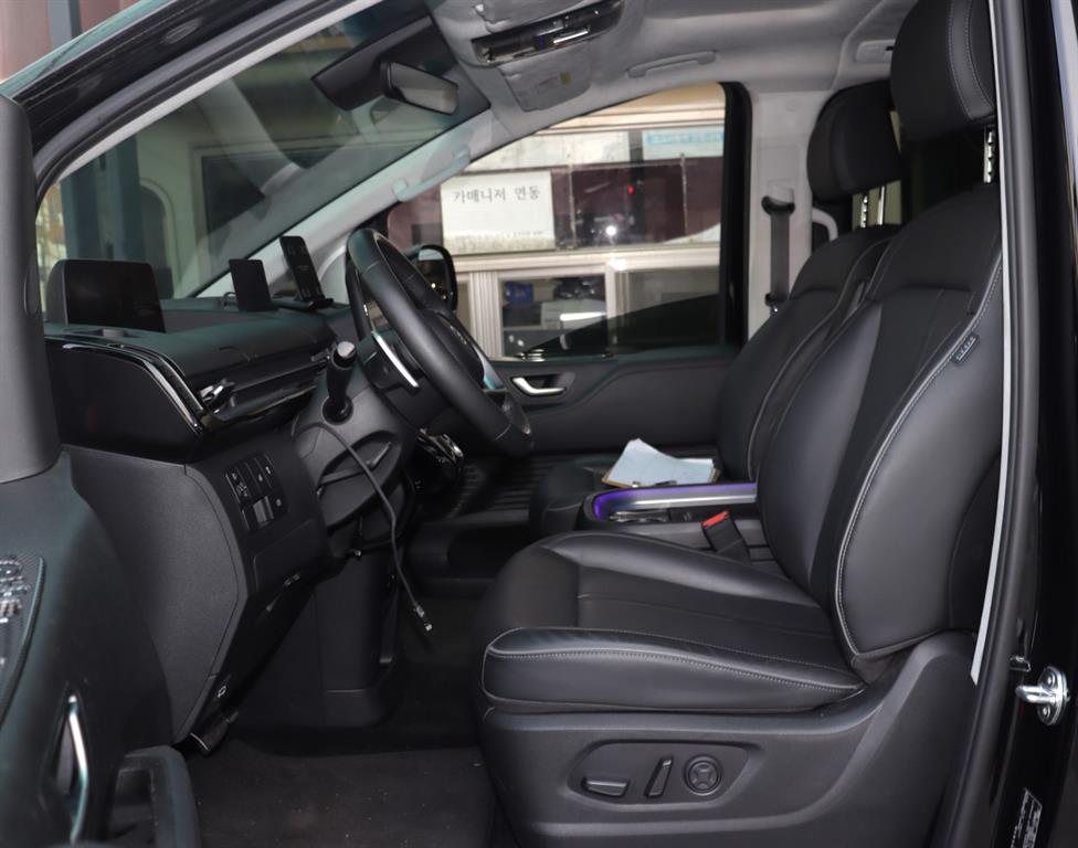 HYUNDAI Staria 2024 Negro - Importación desde Corea - HF Imports Iquique - Foto 9
