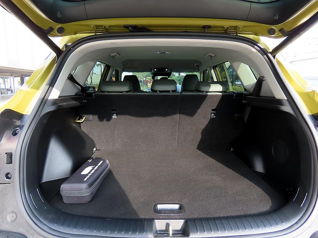 KIA Seltos 2023 Verde - Importación desde Corea - HF Imports Iquique - Foto 16