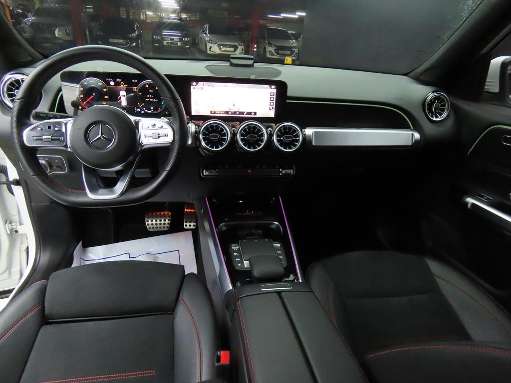 Mercedes Benz GLB Class - Vista 7