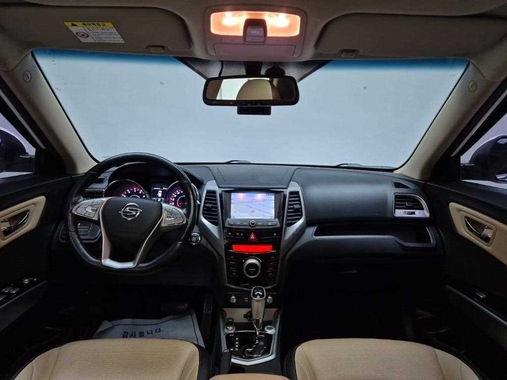 Ssangyong Tivoli - Vista 7