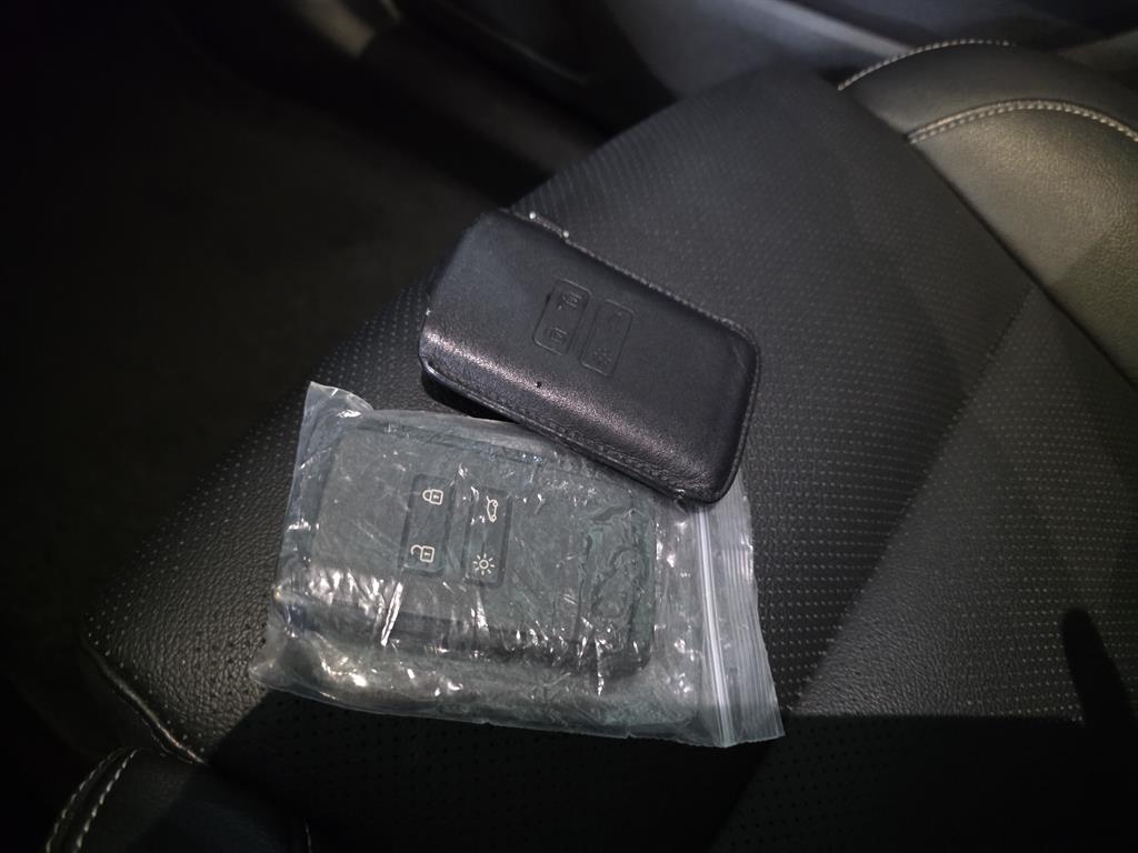 SAMSUNG QM6 2022 Gris - Importación desde Corea - HF Imports Iquique - Foto 15