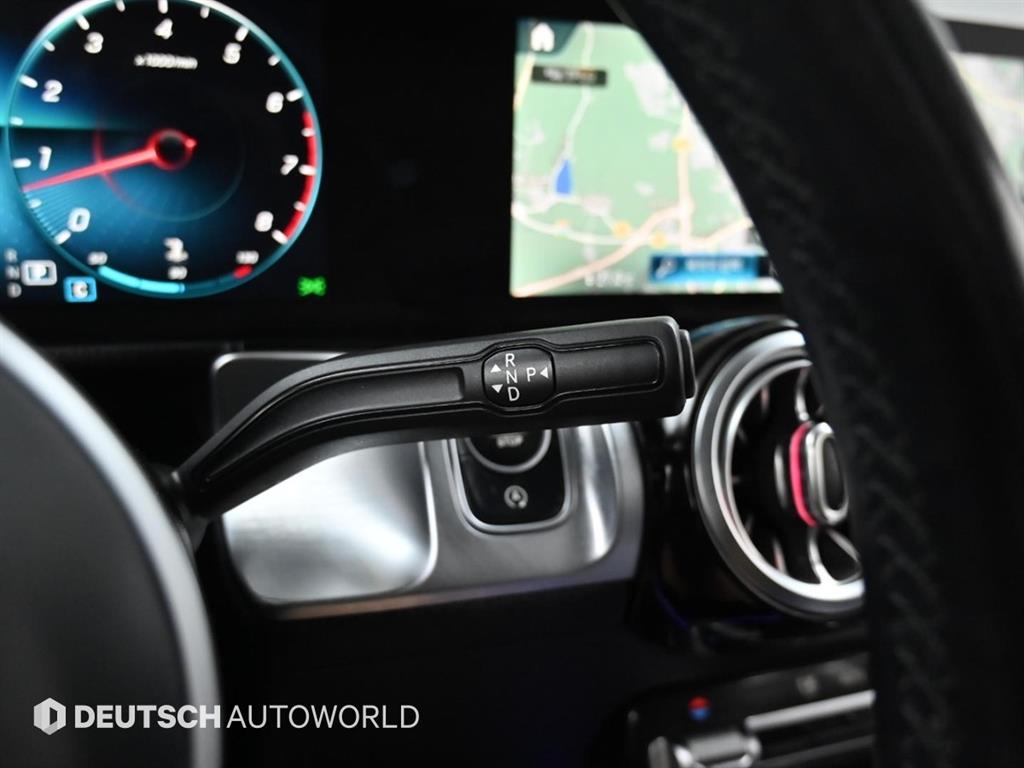 Mercedes Benz GLB Class - Vista 9