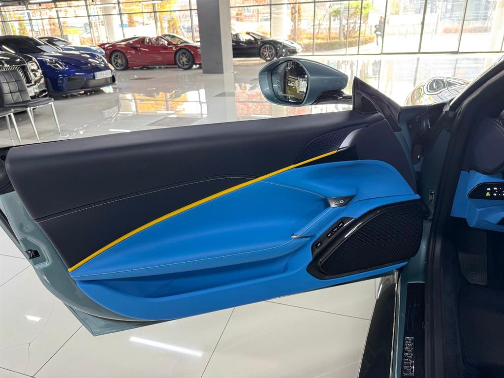 Ferrari roma - Vista 8