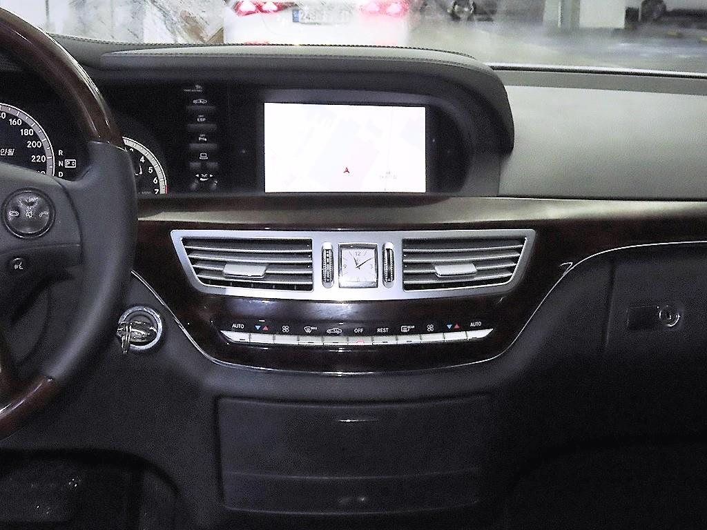 Mercedes Benz S Class - Vista 11