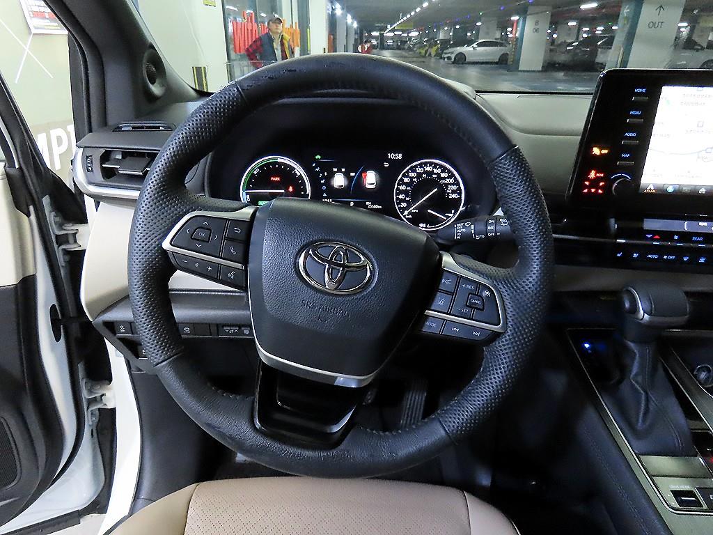 Toyota Siena - Vista 8