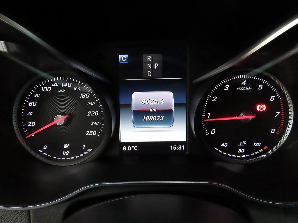 Mercedes Benz GLC Class - Vista 9