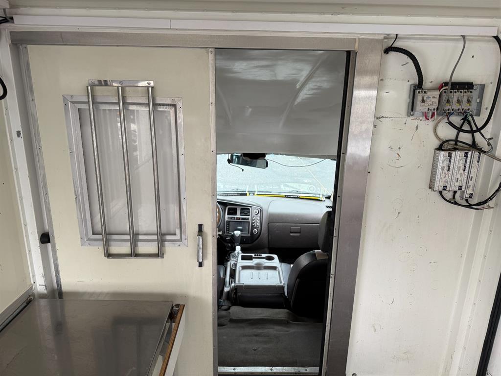 Small Truck Special (sneck/mobile sales) - Vista 11