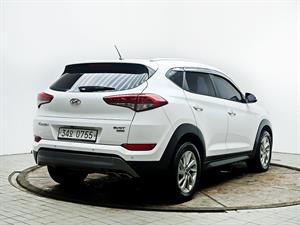 HYUNDAI Tucson - Vista 8