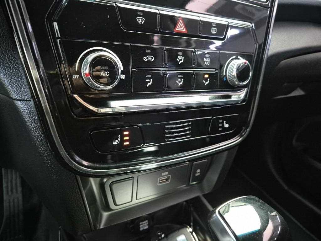 Ssangyong Tivoli 2020 Blanco - Importación desde Corea - HF Imports Iquique - Foto 17