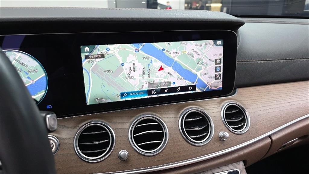 Mercedes Benz E class 2022 Gris - Importación desde Corea - HF Imports Iquique - Foto 15