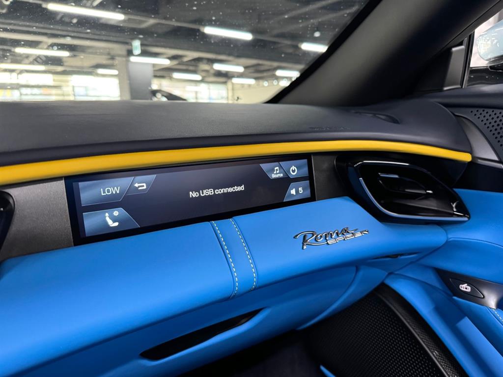 Ferrari roma - Vista 12