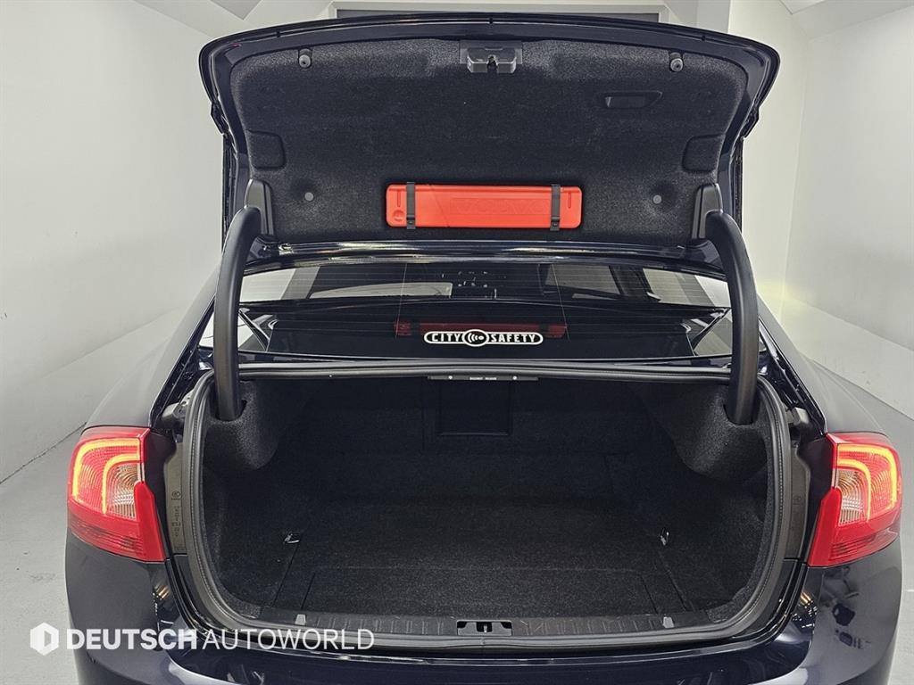 Volvo S60 2016 Azul - Importación desde Corea - HF Imports Iquique - Foto 19