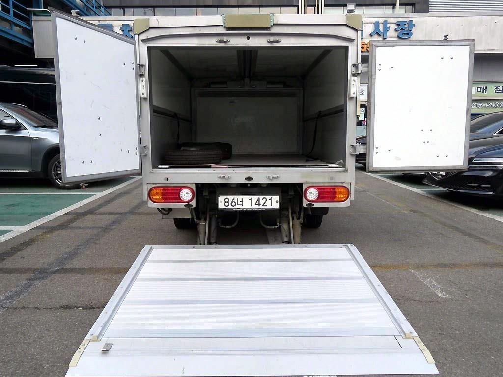 Small Truck Top_Wingbody Powergate 2019 Blanco - Importación desde Corea - HF Imports Iquique - Foto 19