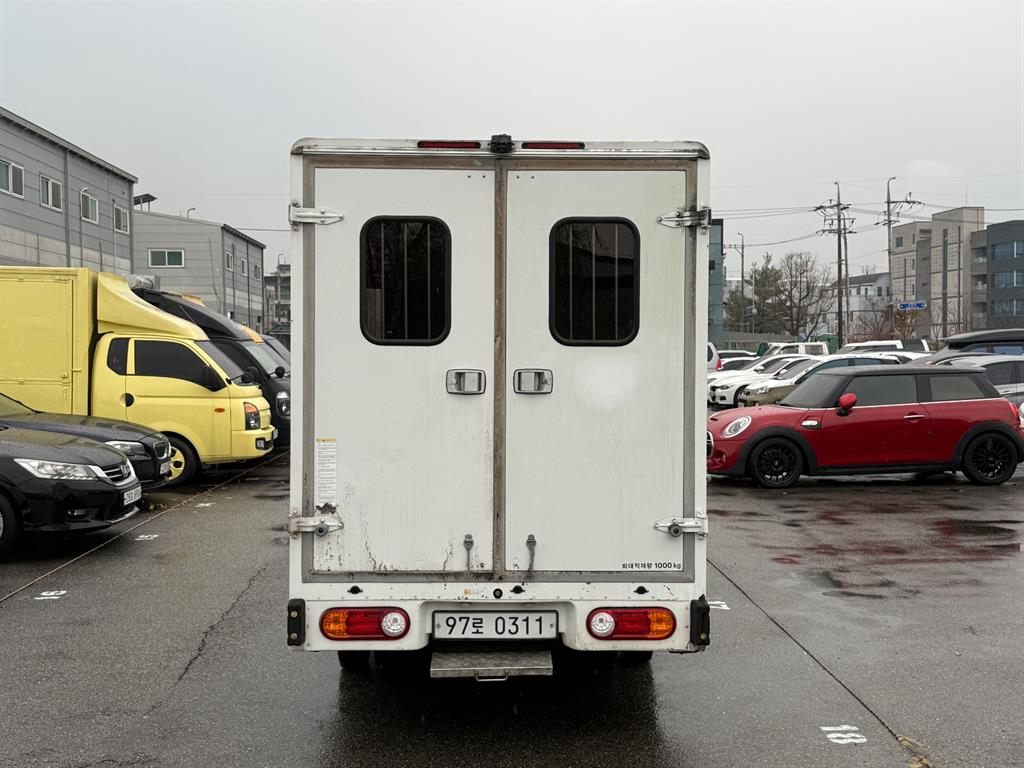 Small Truck Special (sneck/mobile sales) 2019 Blanco - Importación desde Corea - HF Imports Iquique - Foto 16