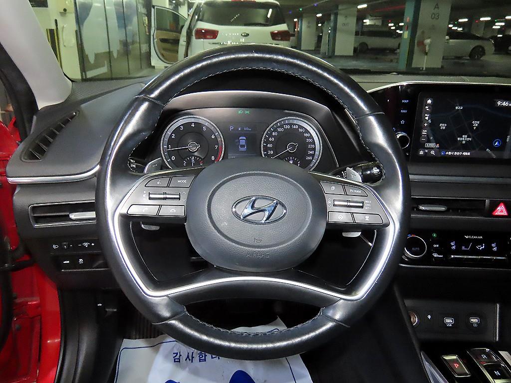 HYUNDAI Sonata - Vista 8