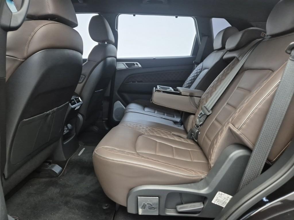 Ssangyong Rexton - Vista 12