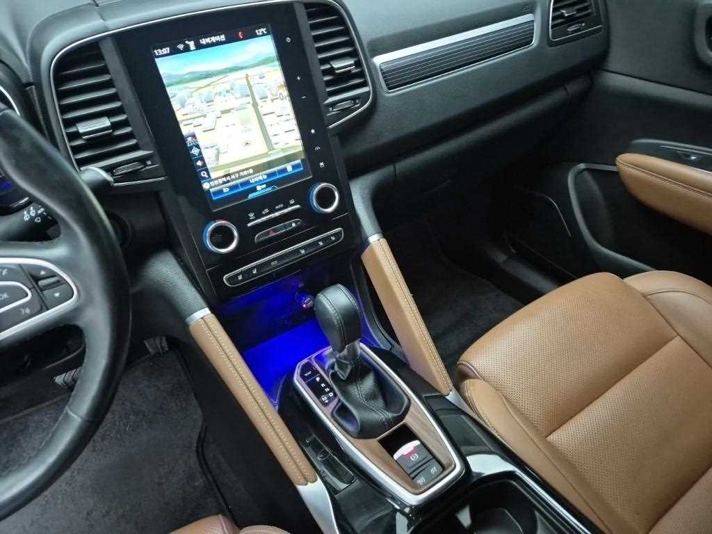 SAMSUNG QM6 - Vista 10