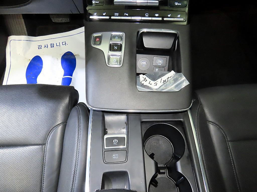 HYUNDAI Grandeur - Vista 12