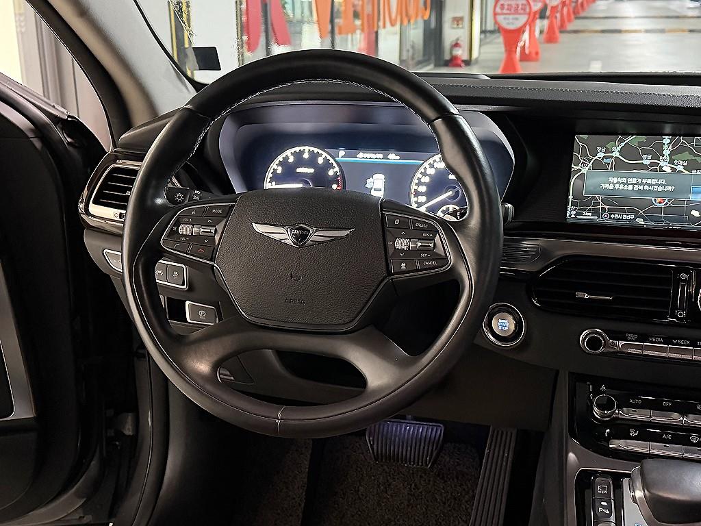 Genesis EQ900 - Vista 9