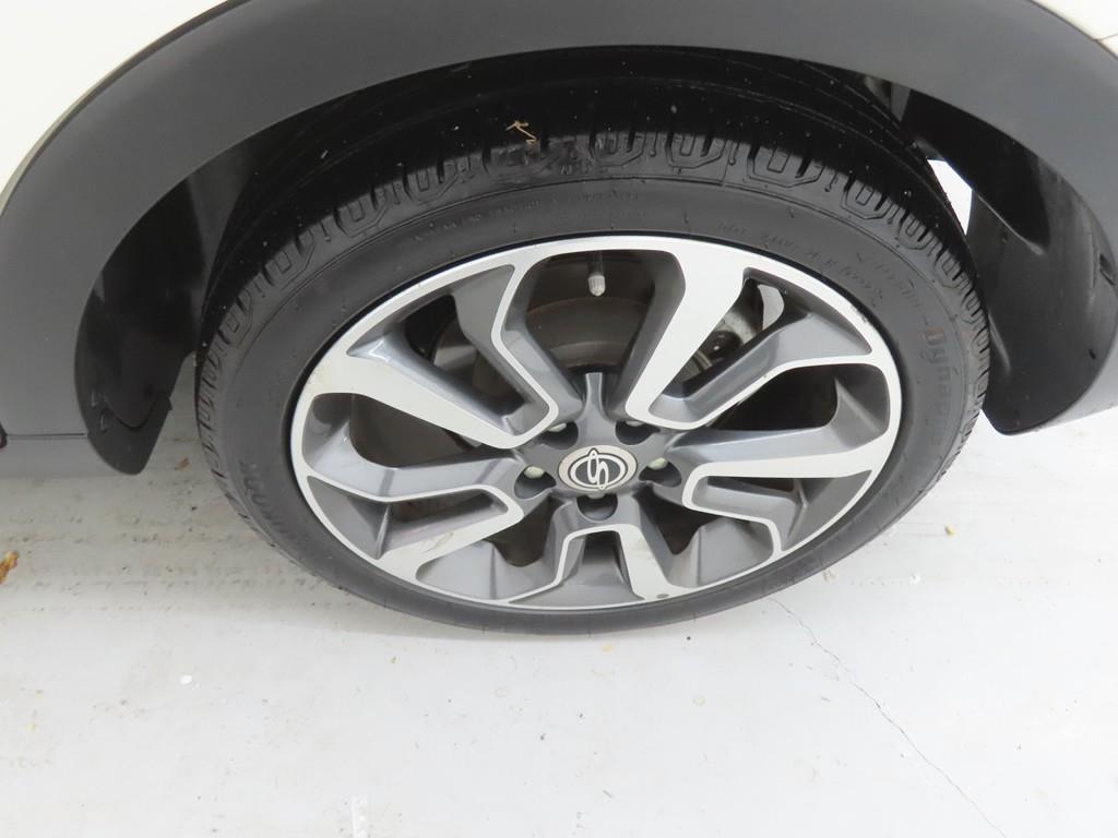 Ssangyong Tivoli 2016 Blanco - Importación desde Corea - HF Imports Iquique - Foto 19