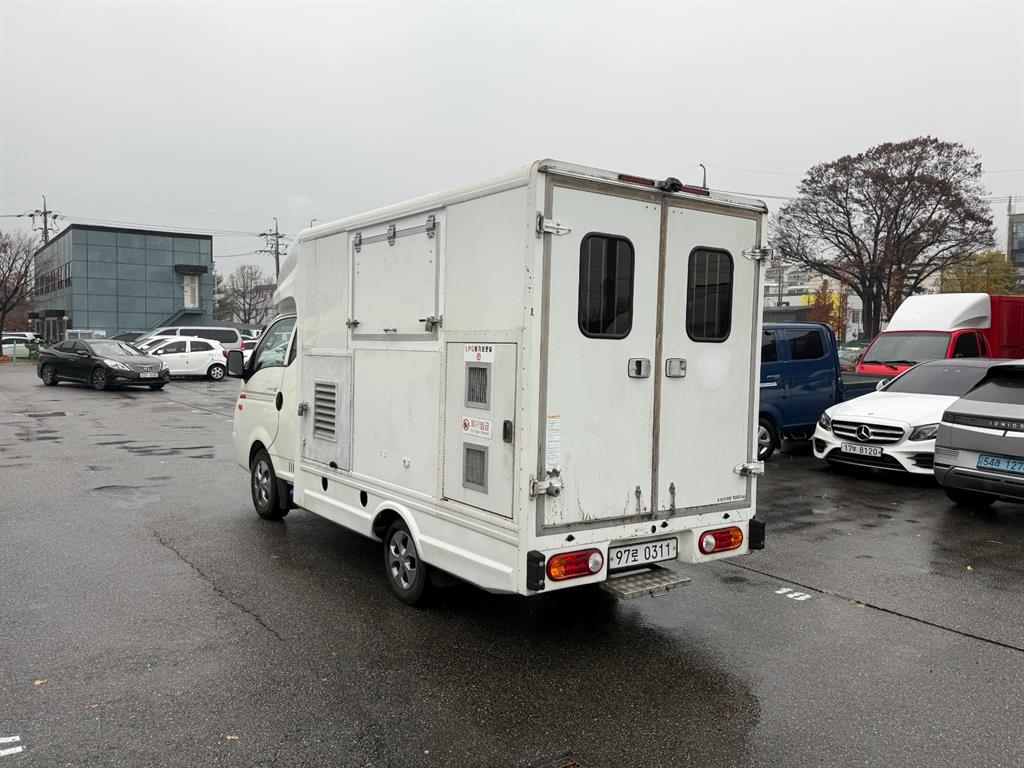 Small Truck Special (sneck/mobile sales) 2019 Blanco - Importación desde Corea - HF Imports Iquique - Foto 15