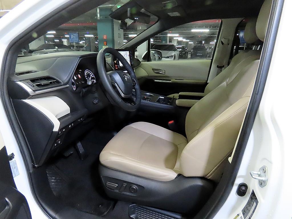 Toyota Siena - Vista 6
