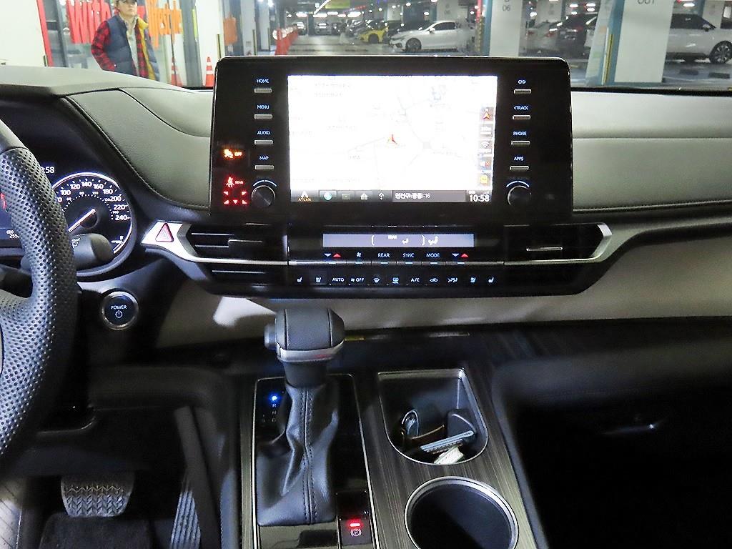 Toyota Siena - Vista 11