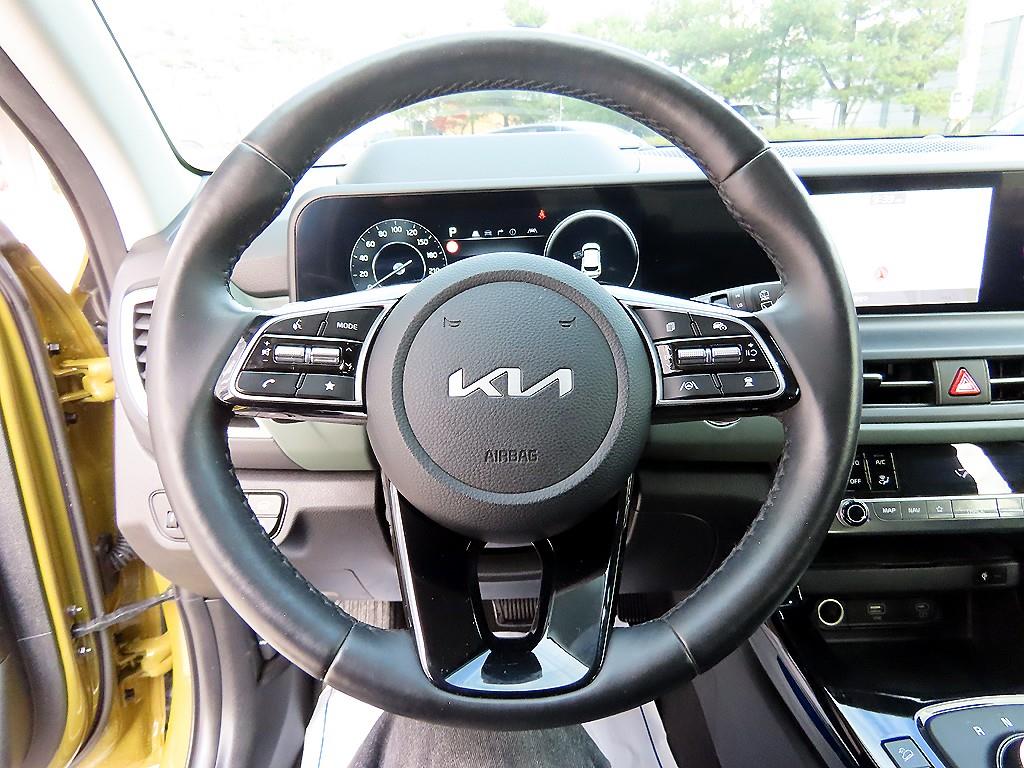 KIA Seltos - Vista 8