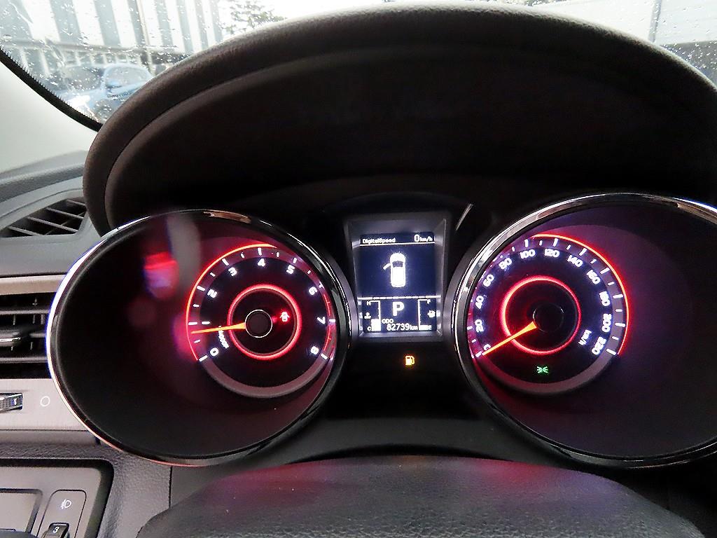 Ssangyong Tivoli - Vista 9