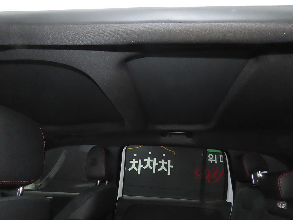 Mercedes Benz GLB Class 2022 Blanco - Importación desde Corea - HF Imports Iquique - Foto 15