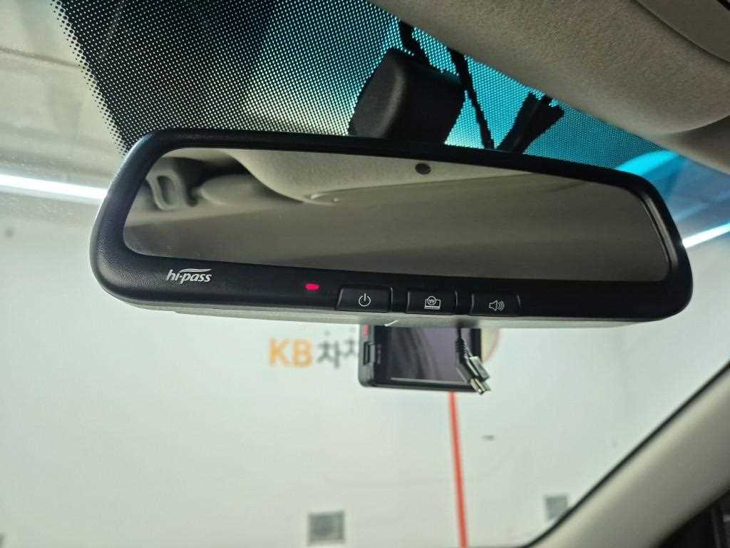 Ssangyong Tivoli 2020 Blanco - Importación desde Corea - HF Imports Iquique - Foto 18