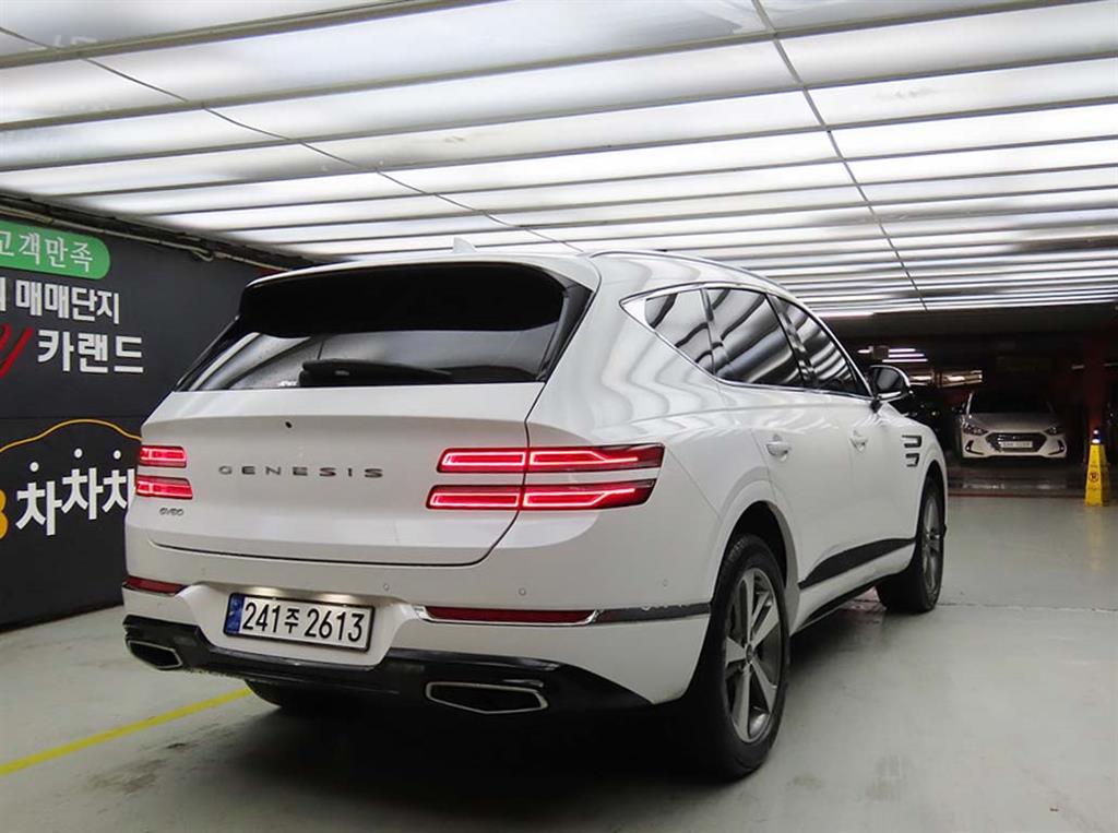 Genesis GV80 - Vista 4