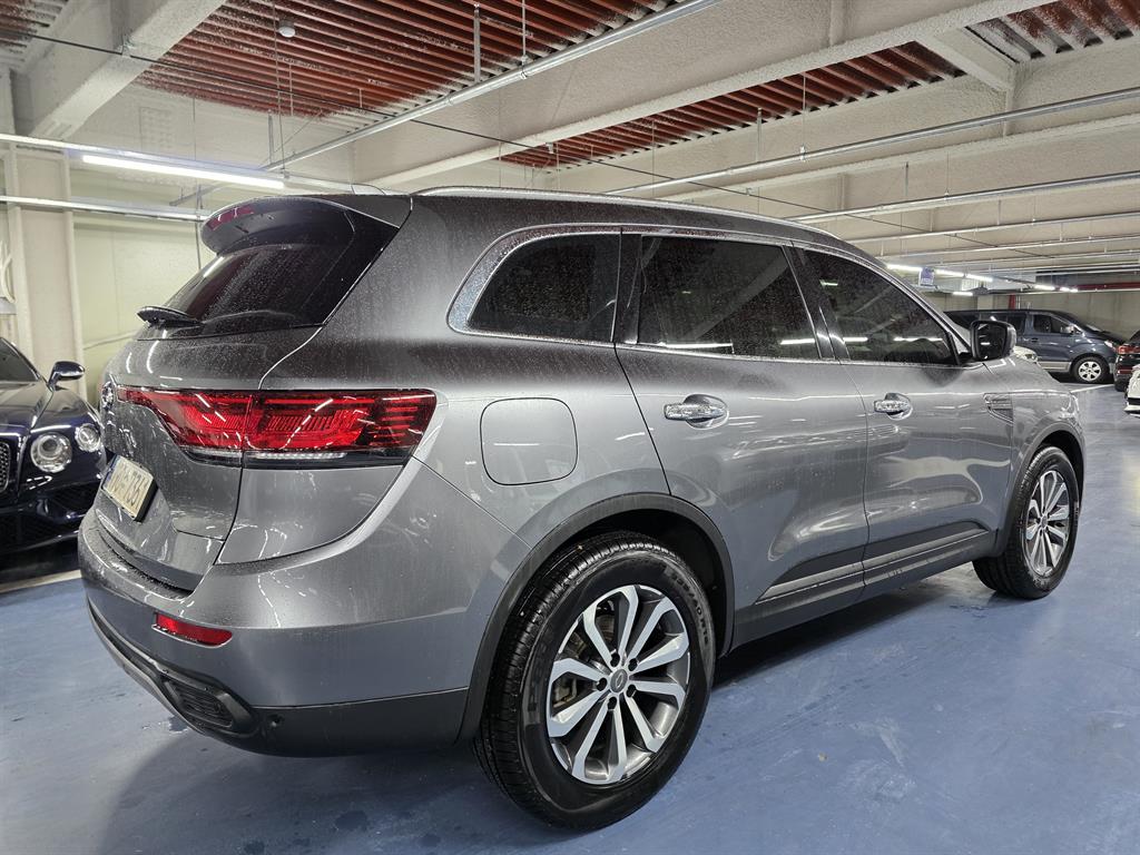 SAMSUNG QM6 - Vista 4