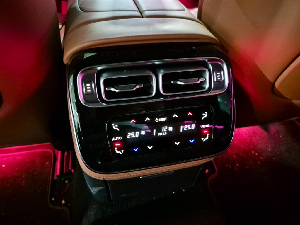 Mercedes Benz S Class - Vista 9