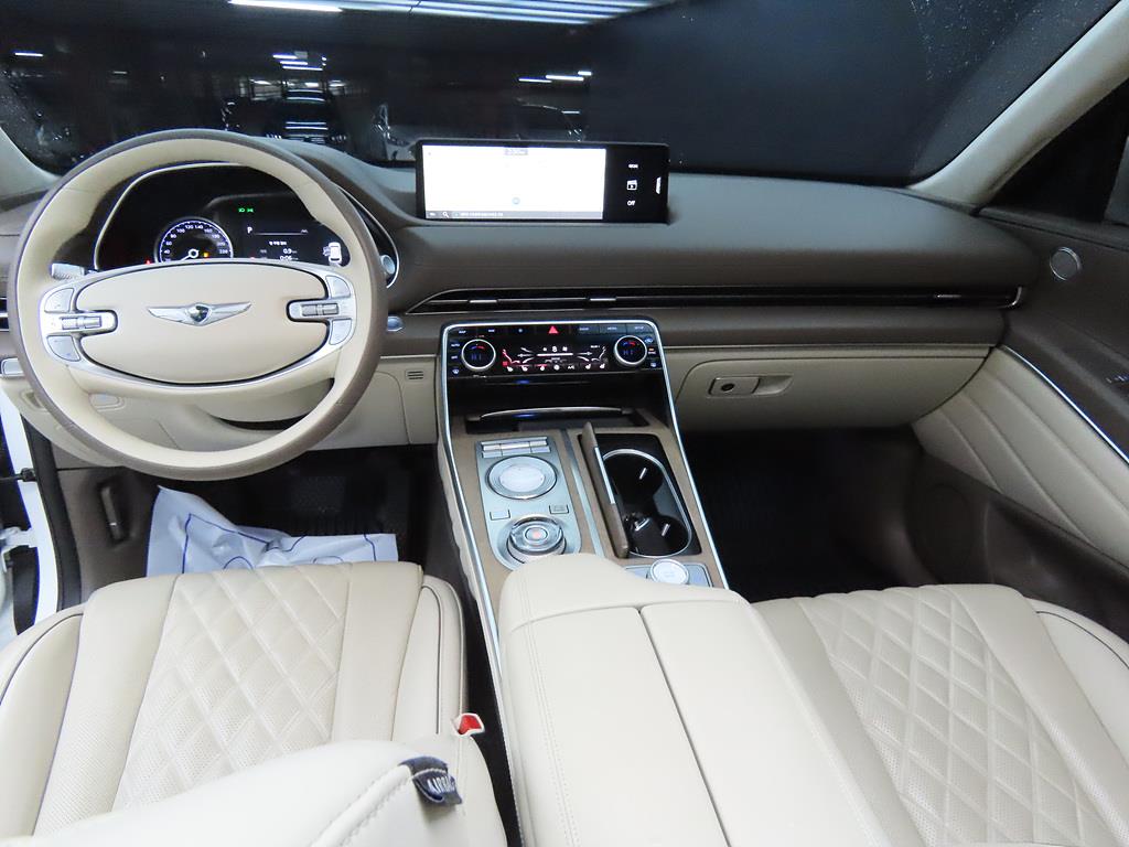 Genesis GV80 - Vista 7