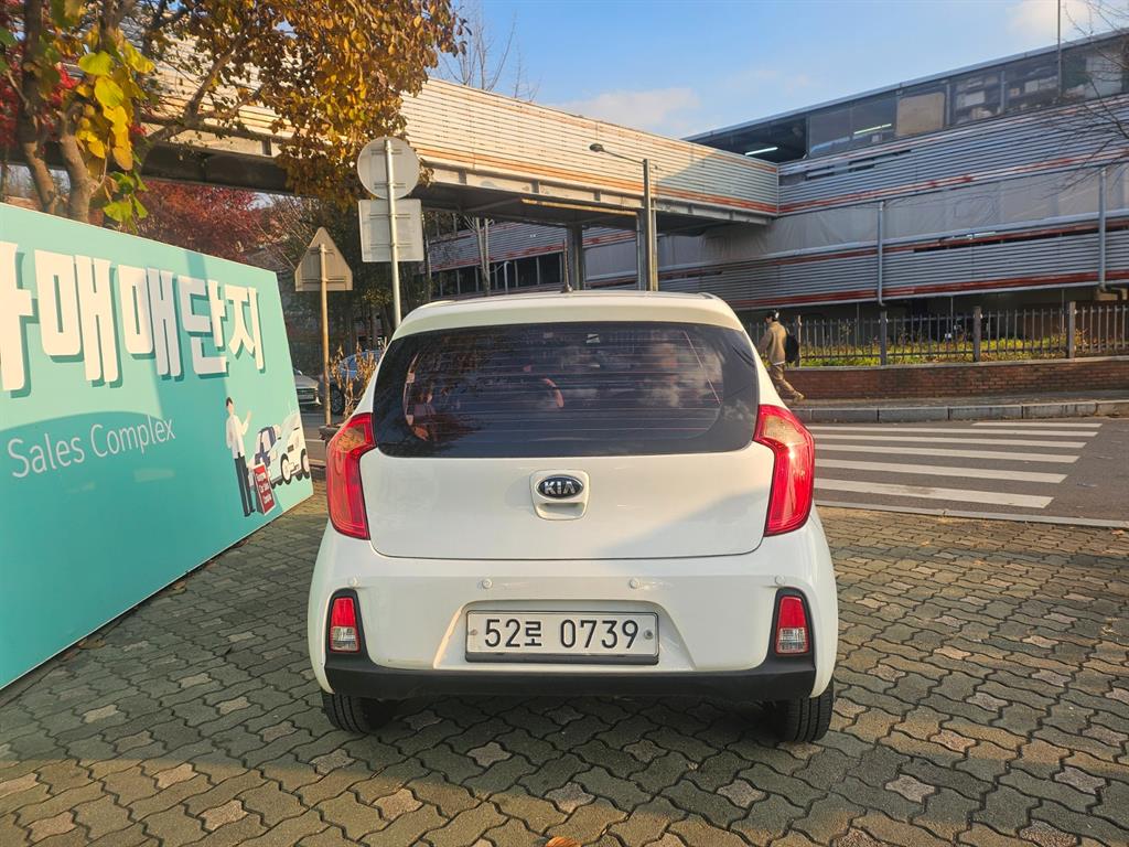 KIA Morning - Vista 4