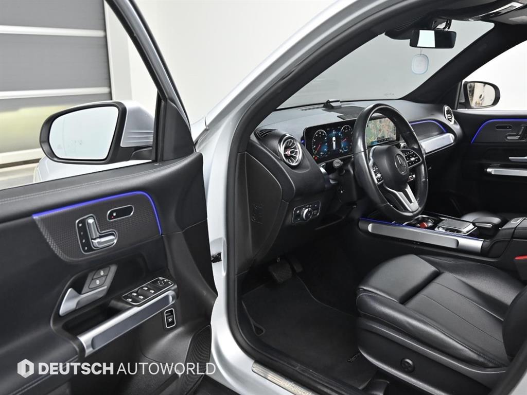 Mercedes Benz GLB Class - Vista 11